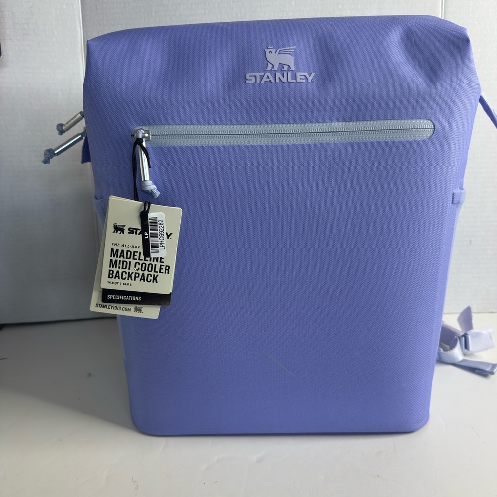 SOLD! Stanley All-Day Madeleine 15qt Midi Soft Sided Backpack Cooler - Hydrangea